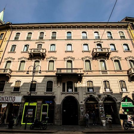 Torino48 Guesthouse ミラノ エクステリア 写真